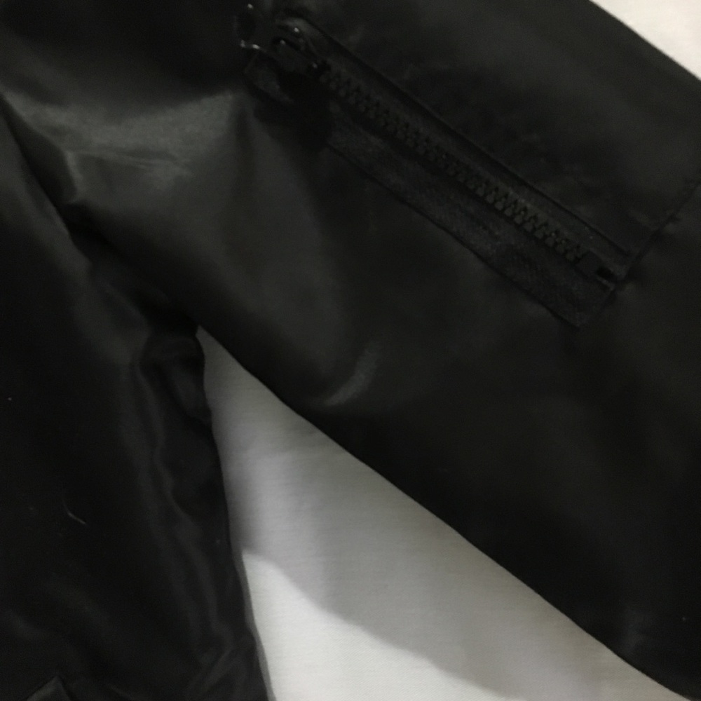 Jacket - Picture 4 of 8